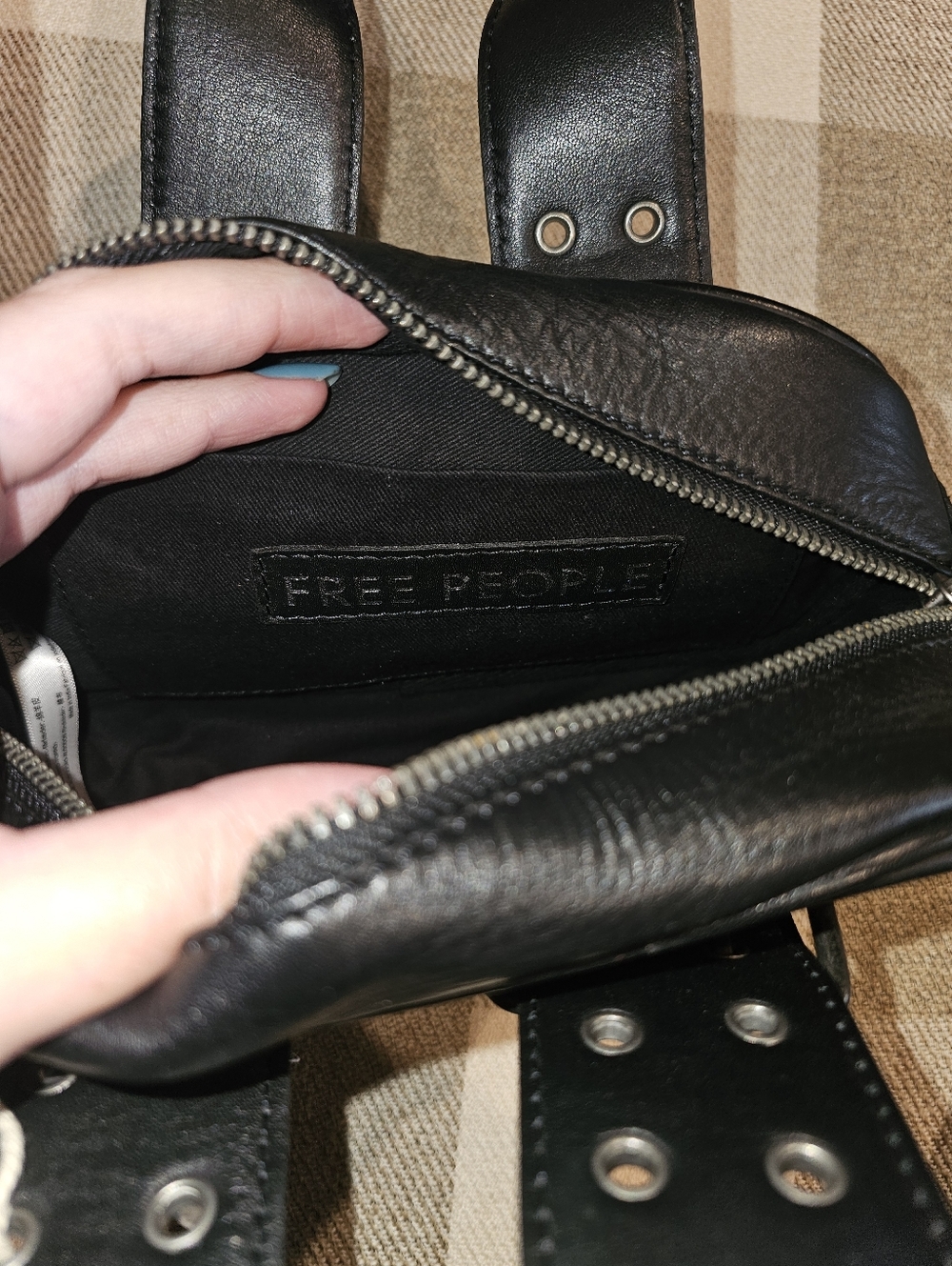 Nwt Free People Say Yes Bag in Black - Picture 11 of 15
